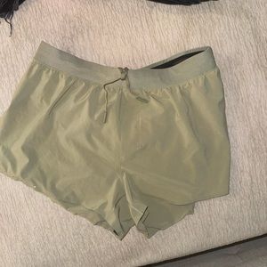 Lululemon Fast and Free Reflective Short 3" - L